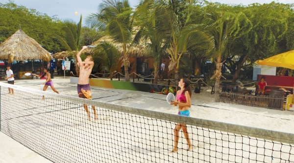 Take your next LUXE Family Vacation to Aruba and play some beach tennis! 